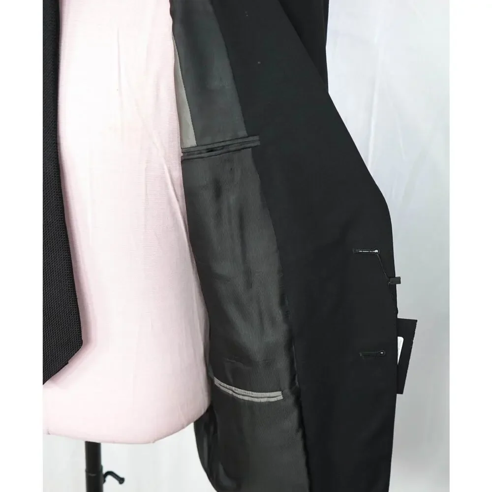 ARMANI COLLEZIONI - Black Wool Peak Lapel Blazer - 44R